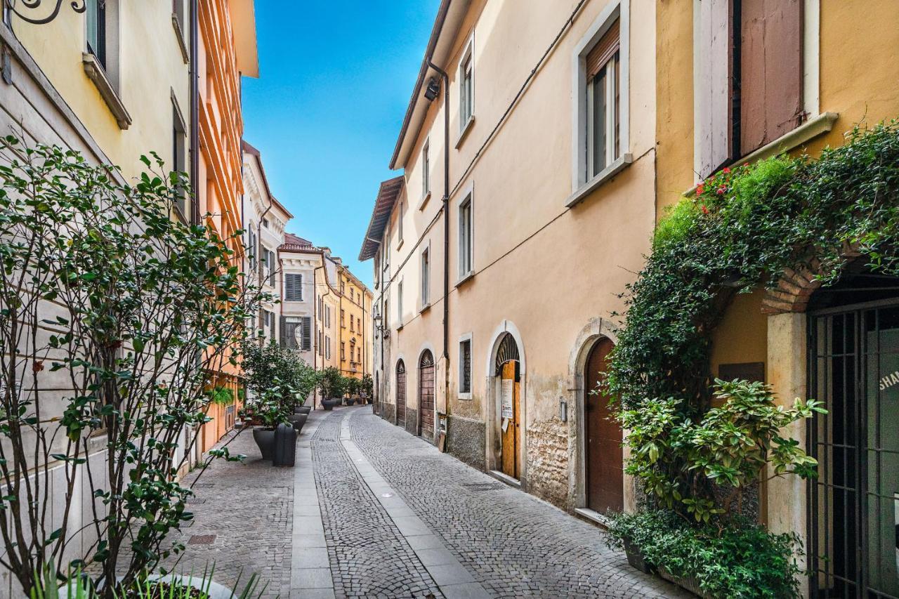 Il Lago Apartments By Wonderful Italy Salò Exteriér fotografie